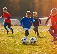 周杰伦分享,女儿绘画时,长发马尾小,米博体育平台,米博体育官方网站,米博体育登录入口,米博体育app下载